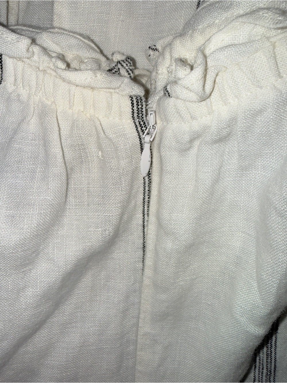 Reformation Cream Striped Top 0 - Picture 9 of 9